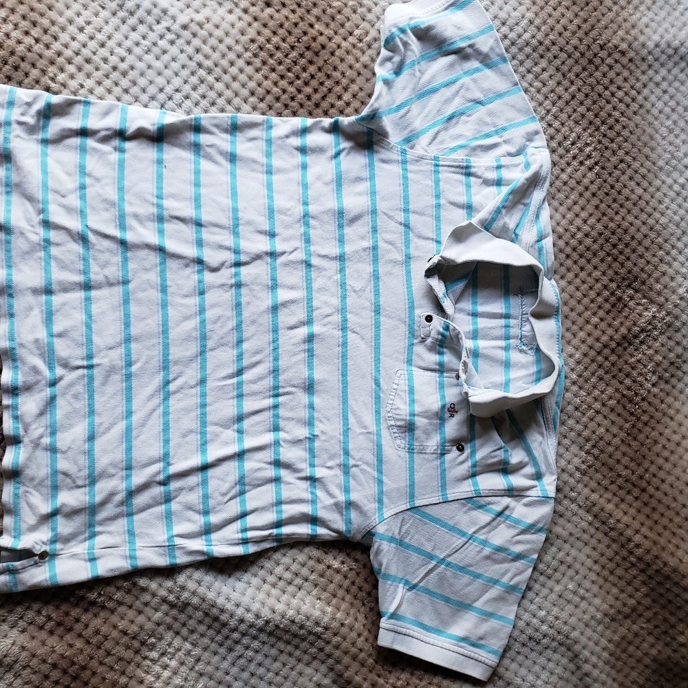 Collared button shirt